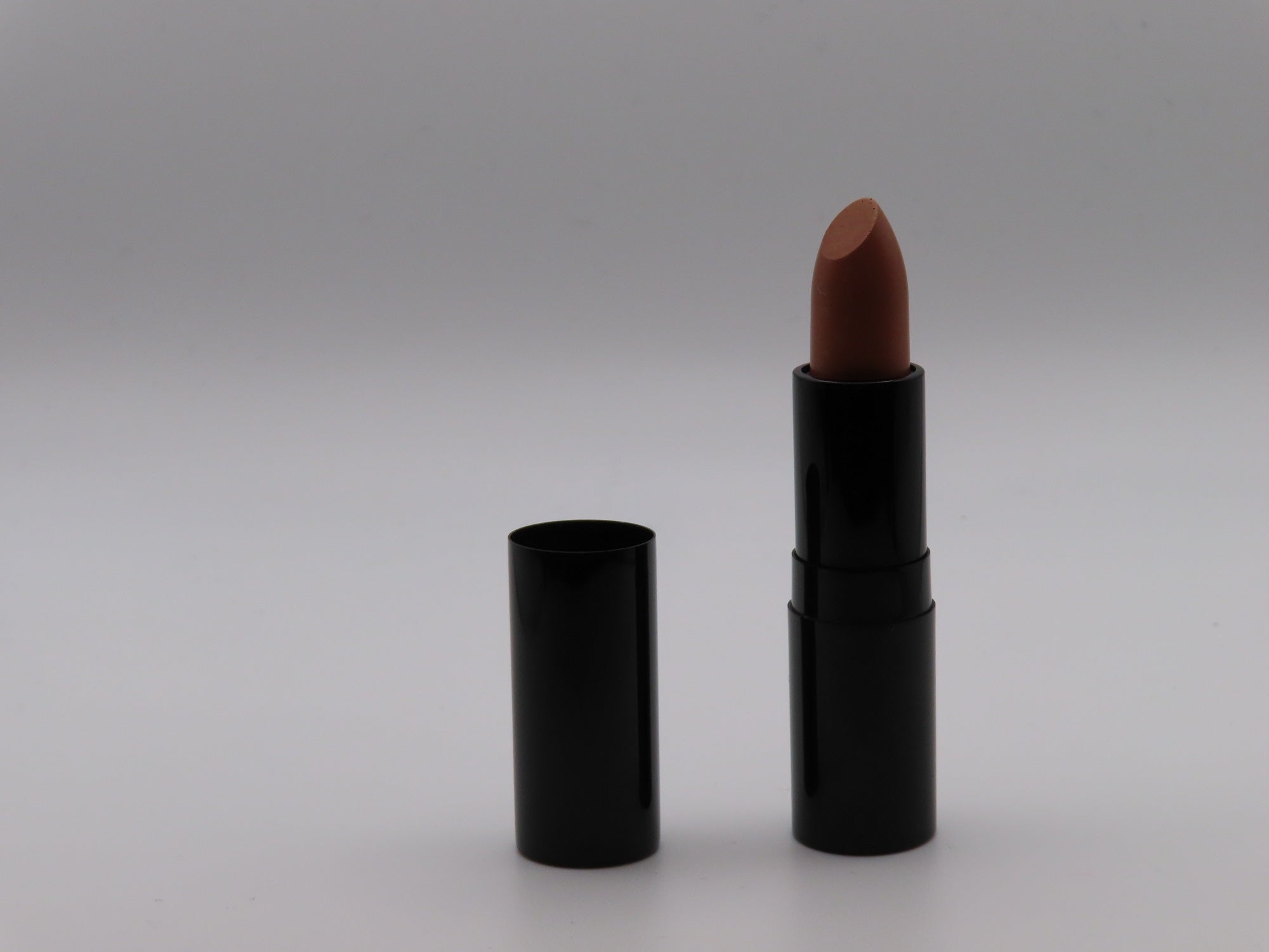 Doll 10 Lipstick Throwing Kisses 0.11 Oz.