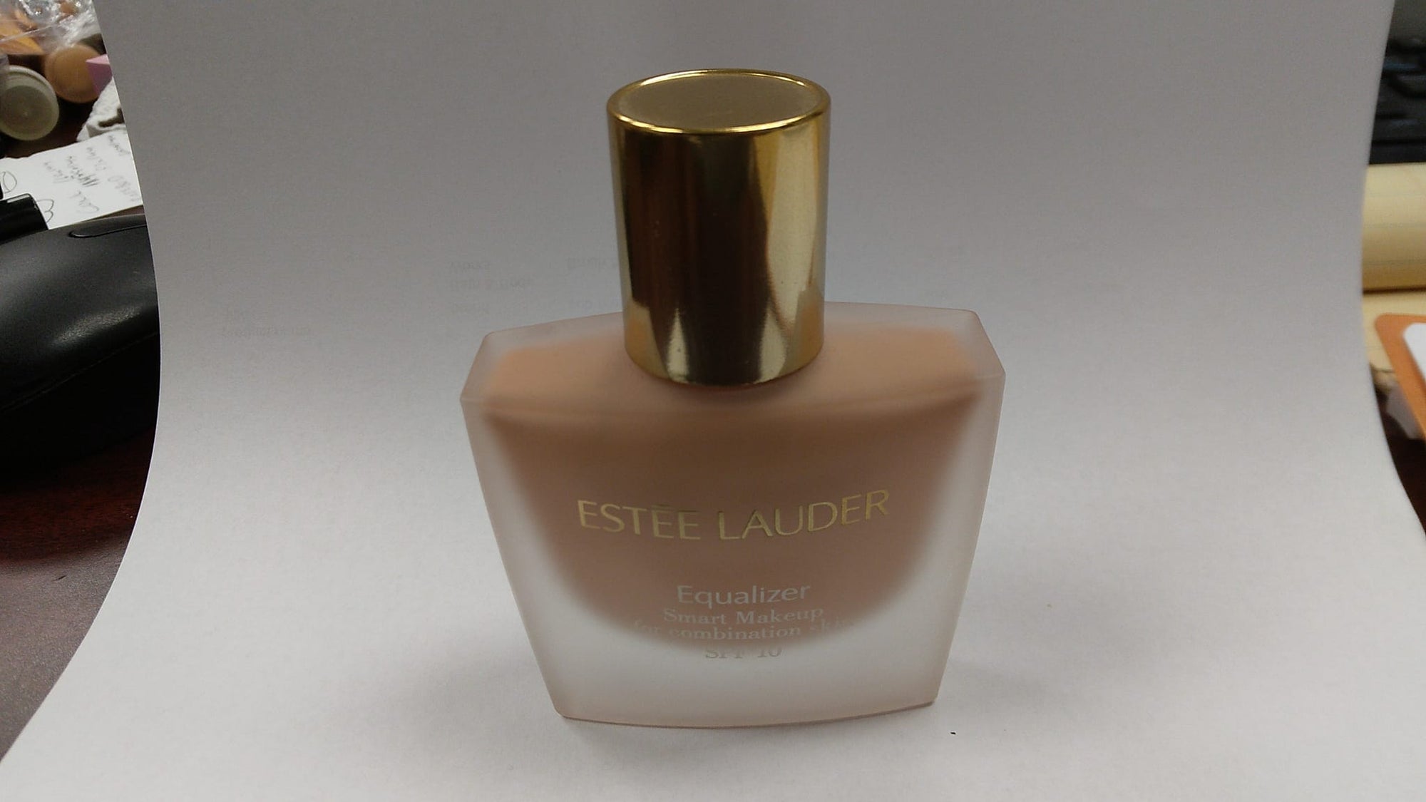 ESTEE LAUDER ~ EQUALIZER ~ SMART MAKEUP