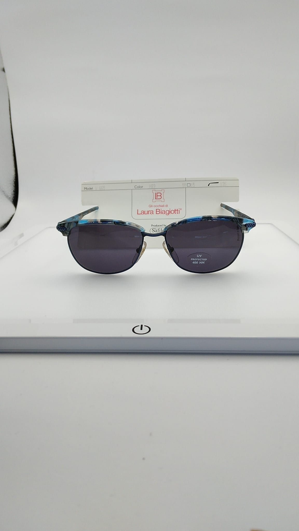 NEVER WORN! Vintage Laura Biagiotti V 665 Sunglasses HE9 With Blue Handles and Frames