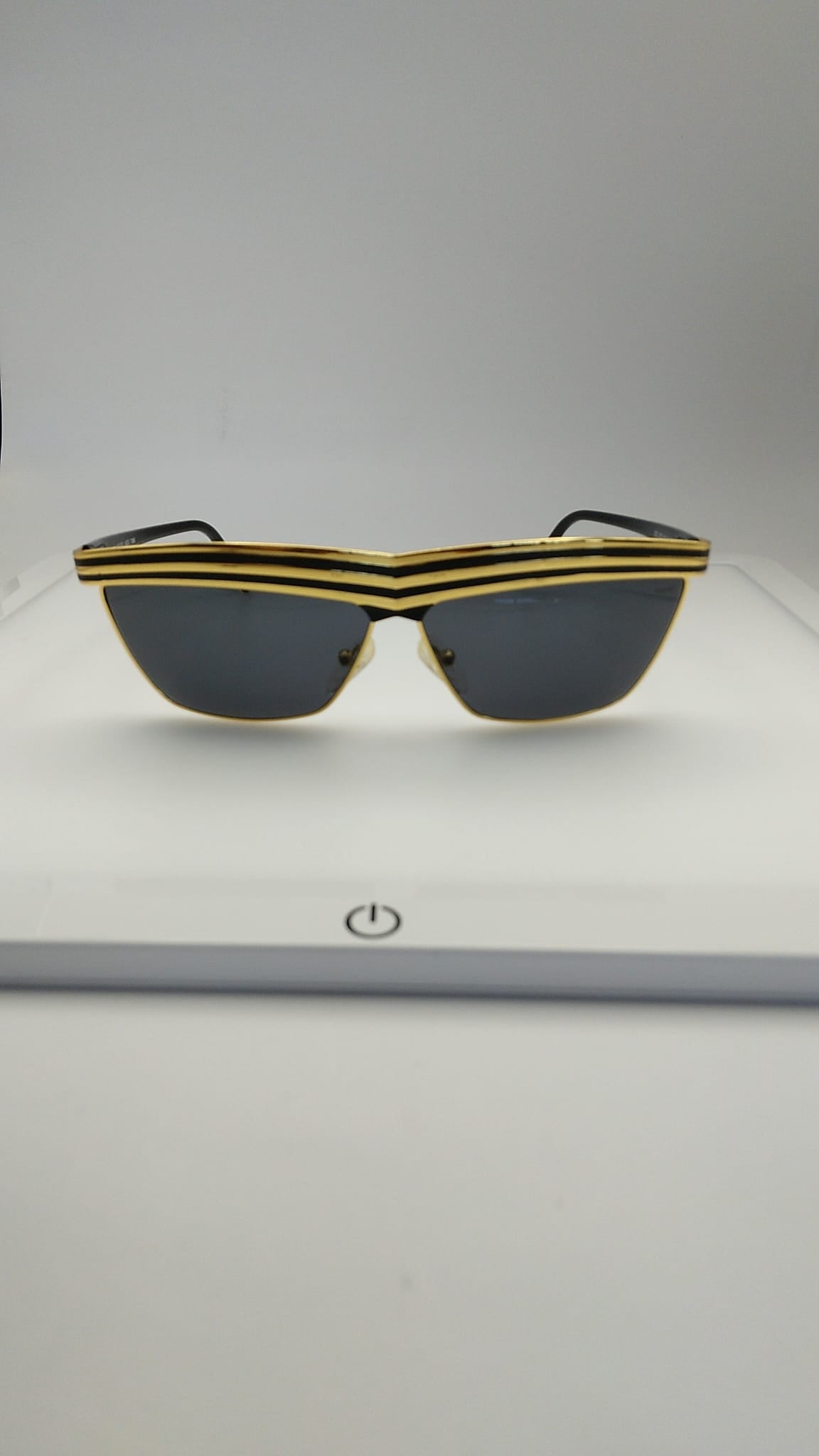 Police by Eastern States Vintage Sunglasses Model 7088 color 070